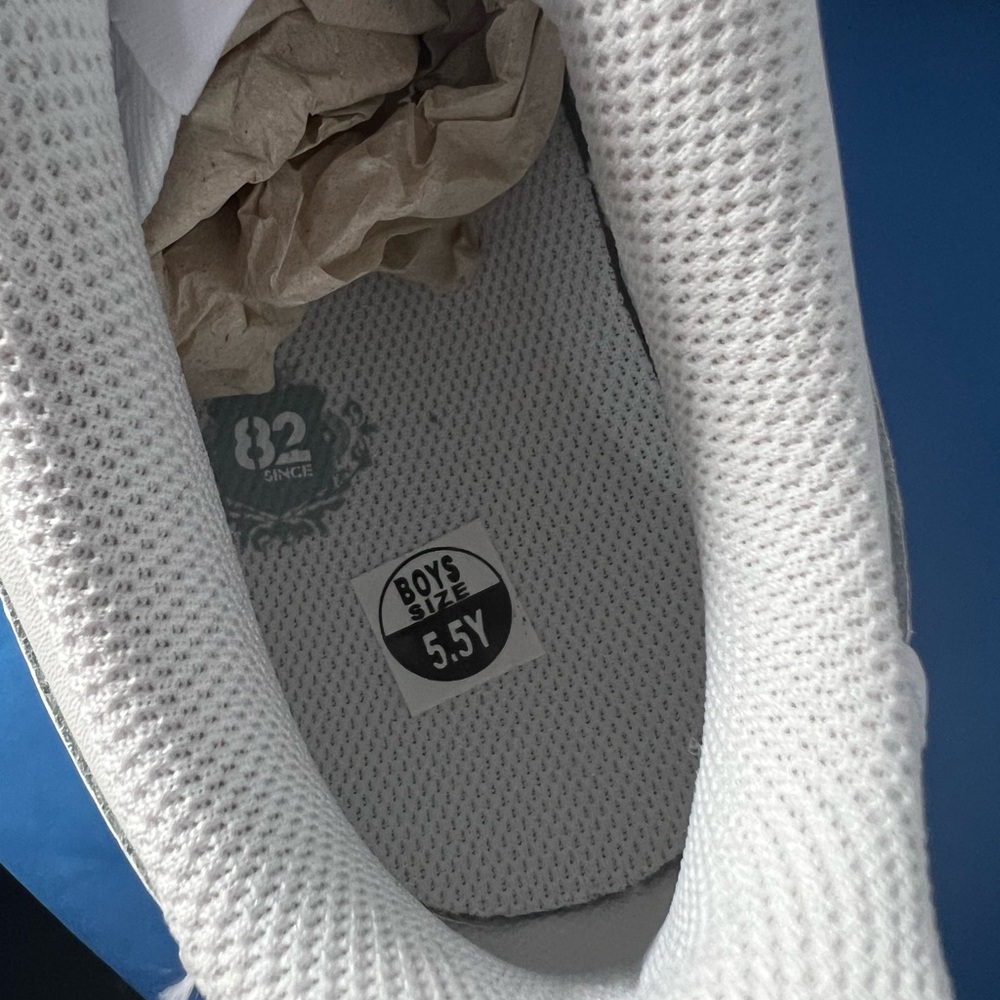 Nike Air Force 1 White Boys Sneakers SAME DAY SHIPPING - Picture 5 of 5